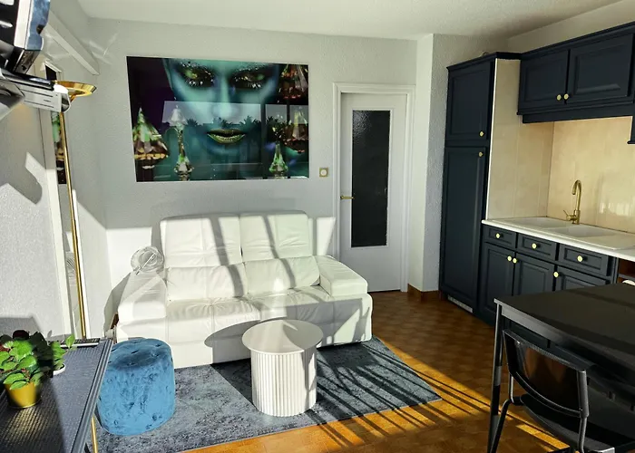 Apartment Heliophile Village Naturiste Heliopolis Vue